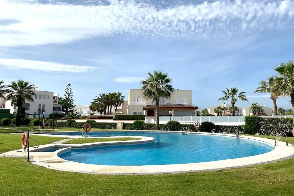 Atico Con Vistas Al Mar En Primera Linea De Playa contacts